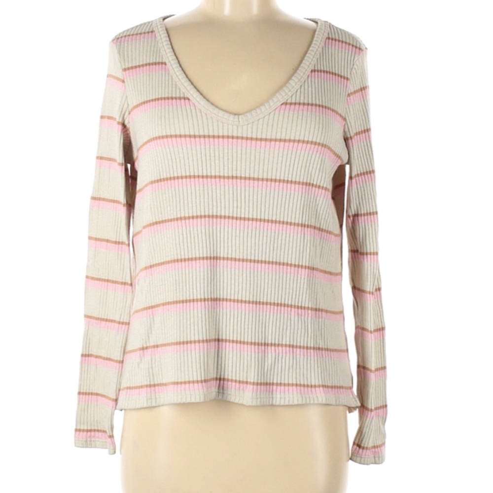 American Eagle Outfitters Pullover Sweater